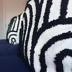 Oakleigh Way, - 2 Bedroom, Sleeps 4, Fully Furnished