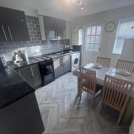 Oakleigh Way, - 2 Bedroom, Sleeps 4, Fully Furnished Apartmán Carlisle (Cumbria)