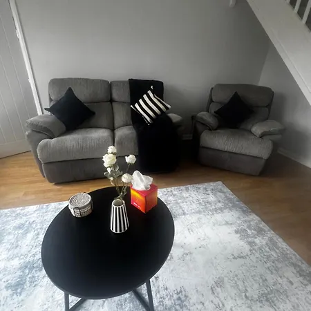 Apartamento Oakleigh Way, - 2 Bedroom, Sleeps 4, Fully Furnished