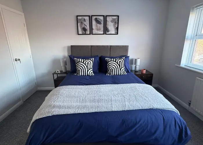 Oakleigh Way, - 2 Bedroom, Sleeps 4, Fully Furnished Apartamento *