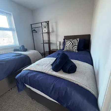 Apartment Oakleigh Way, - 2 Bedroom, Sleeps 4, Fully Furnished Carlisle (Cumbria)