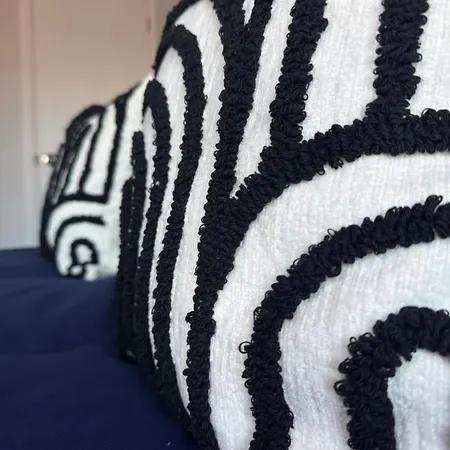 Oakleigh Way, - 2 Bedroom, Sleeps 4, Fully Furnished